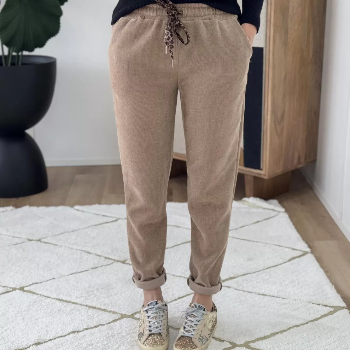 Pantalon Roger camel (du 34 au 40)<Le Dressing de Sarah D Store